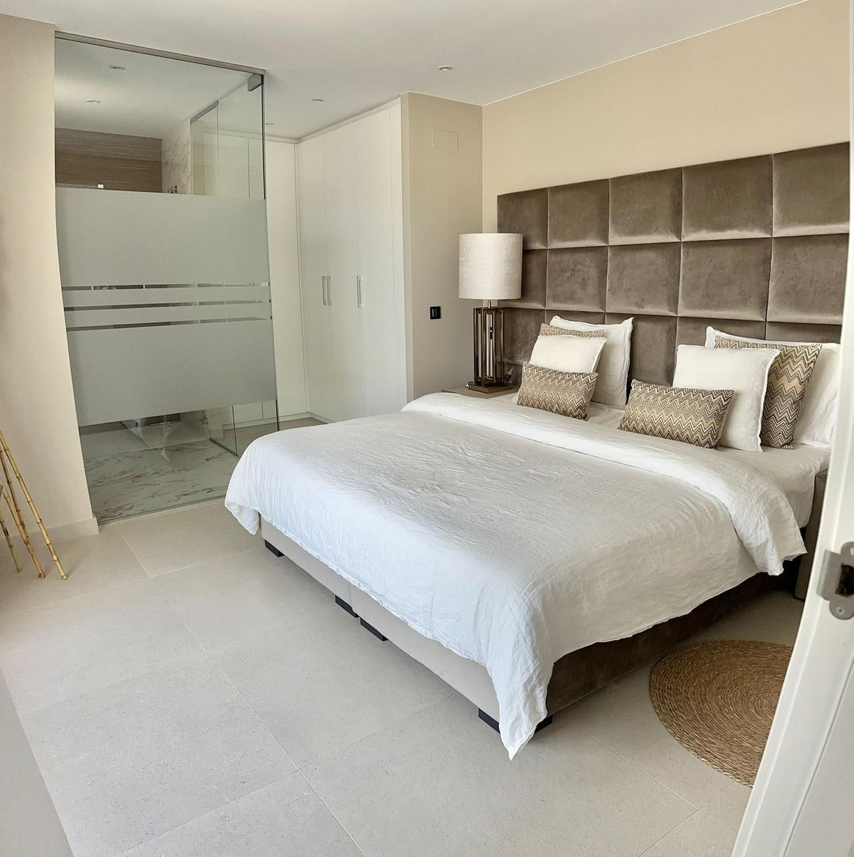 For sale - 5 Bedroom 4 Bathroom House - Detached Villa in Algorfa - La Finca Golf  - Alicante