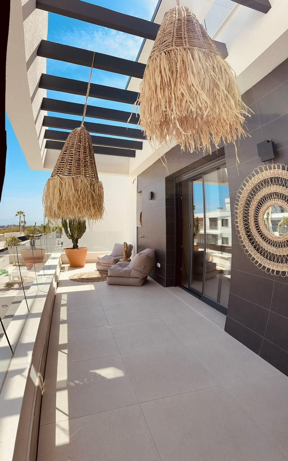 For sale - 5 Bedroom 4 Bathroom House - Detached Villa in Algorfa - La Finca Golf  - Alicante