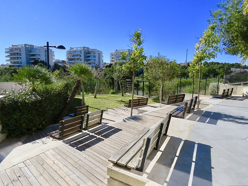 For sale - 2 Bedroom 2 Bathroom Apartment - Ground Floor Apartment in Orihuela - Villamartin  - Alicante
