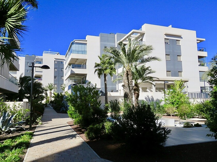For sale - 2 Bedroom 2 Bathroom Apartment - Ground Floor Apartment in Orihuela - Villamartin  - Alicante