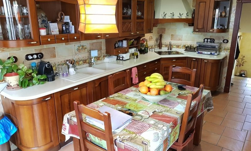 For sale - 4 Bedroom 3 Bathroom House - Detached Villa in Torrevieja - Torrevieja Centro  - Alicante