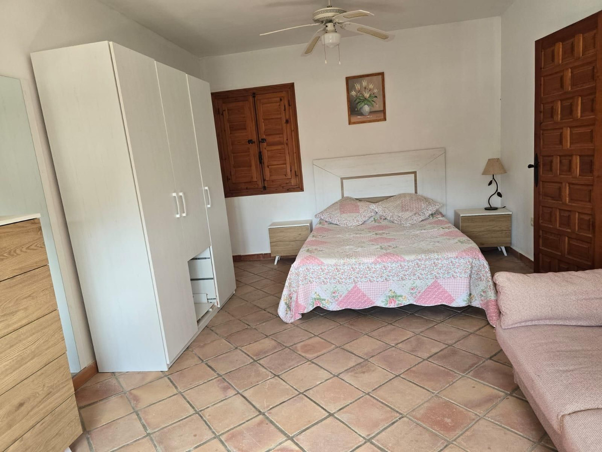 For sale - 4 Bedroom 3 Bathroom House - Detached Villa in Orihuela - Cabo Roig  - Alicante