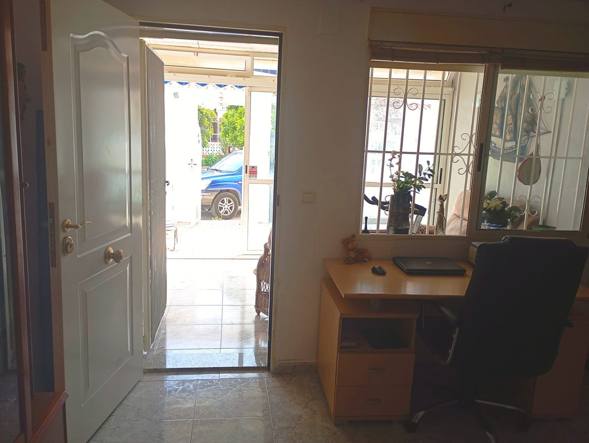 For sale - 1 Bedroom 1 Bathroom House - Bungalow in Torrevieja - Torrevieja Centro  - Alicante