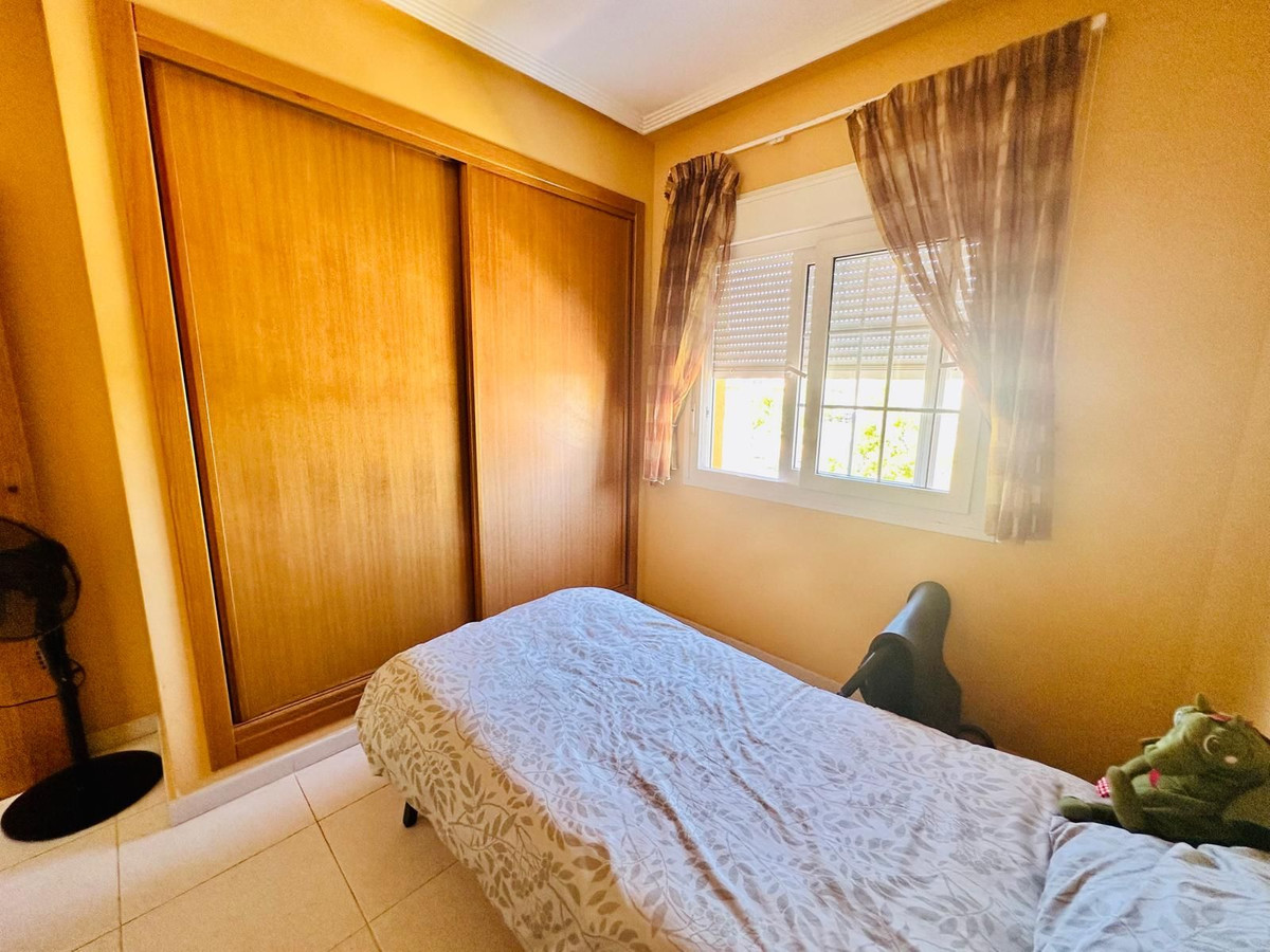 For sale - 3 Bedroom 3 Bathroom House - Detached Villa in Los Montesinos - Los Montesinos Centro  - Alicante