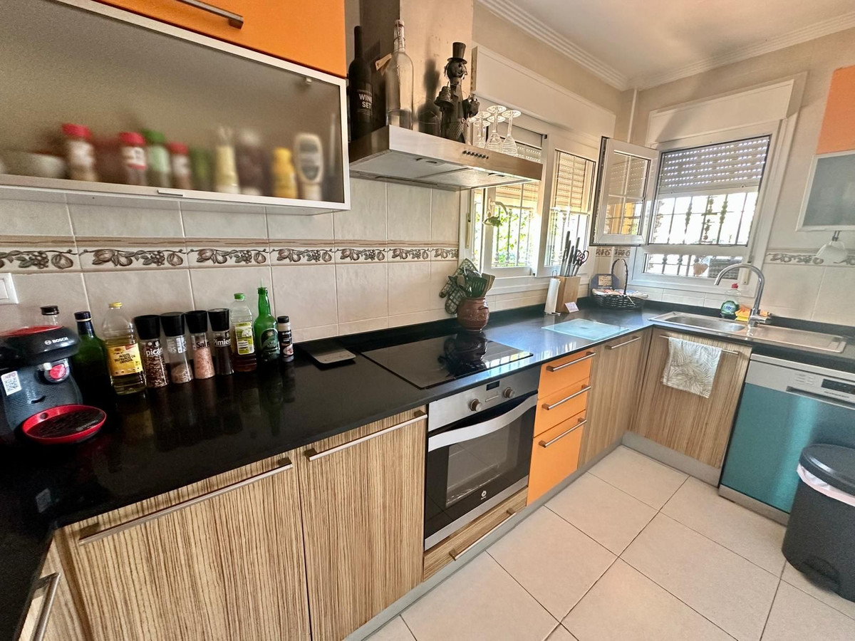 For sale - 3 Bedroom 3 Bathroom House - Detached Villa in Los Montesinos - Los Montesinos Centro  - Alicante