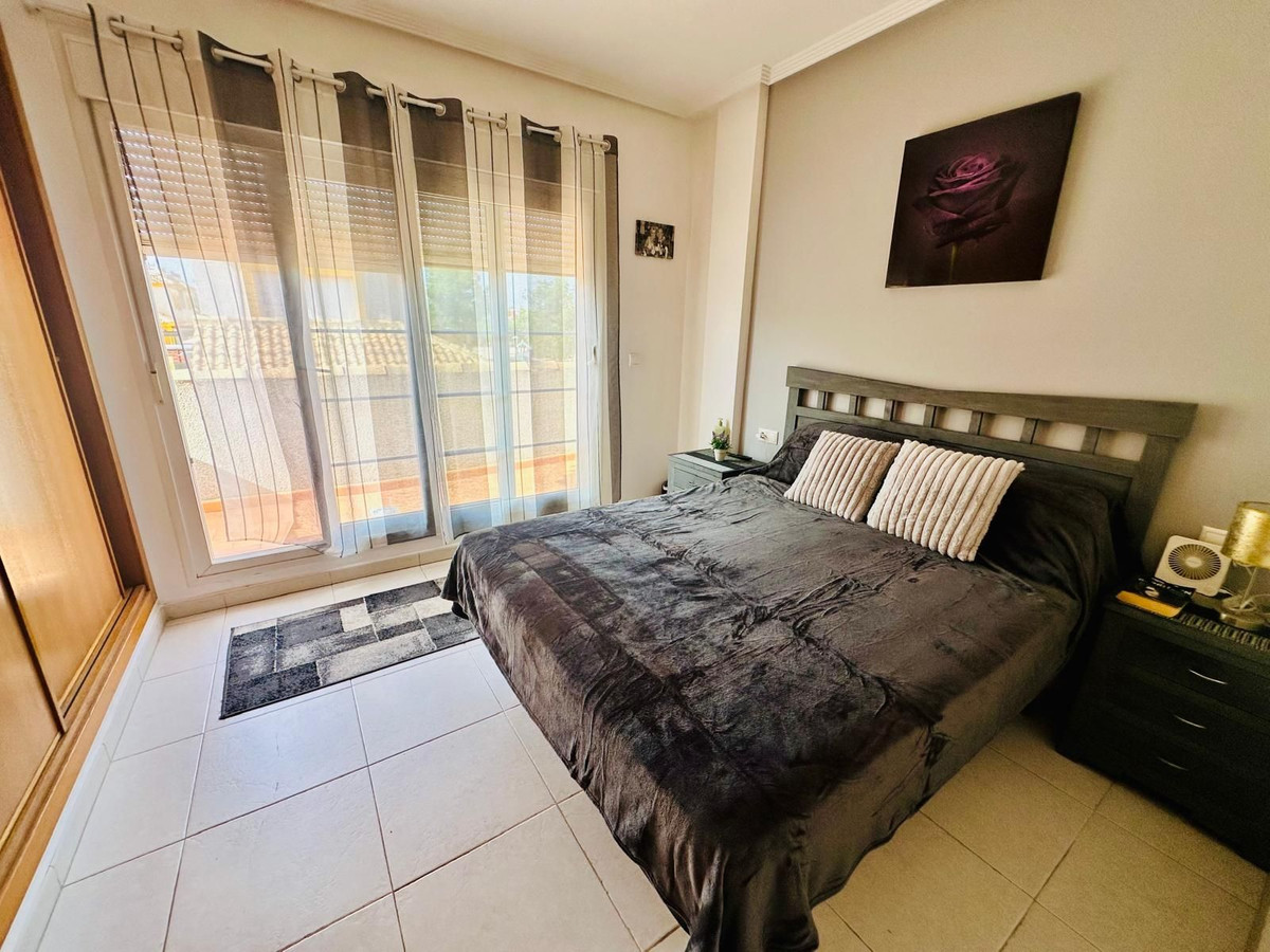 For sale - 3 Bedroom 3 Bathroom House - Detached Villa in Los Montesinos - Los Montesinos Centro  - Alicante