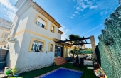 76-R5249920/76530, 3 Bedroom 3 Bathroom House - Detached Villa in Los Montesinos