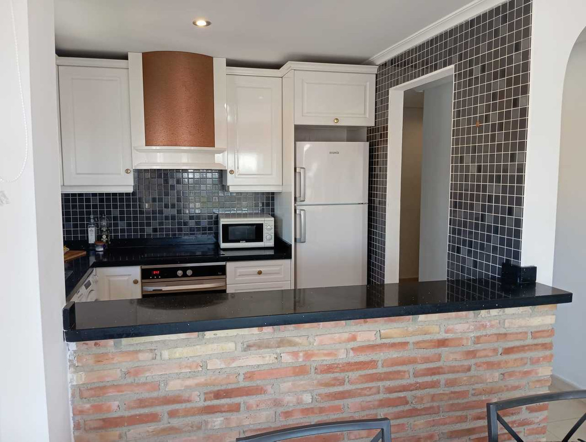 For sale - 2 Bedroom 2 Bathroom Apartment - Middle Floor Apartment in Orihuela - Villamartin  - Alicante