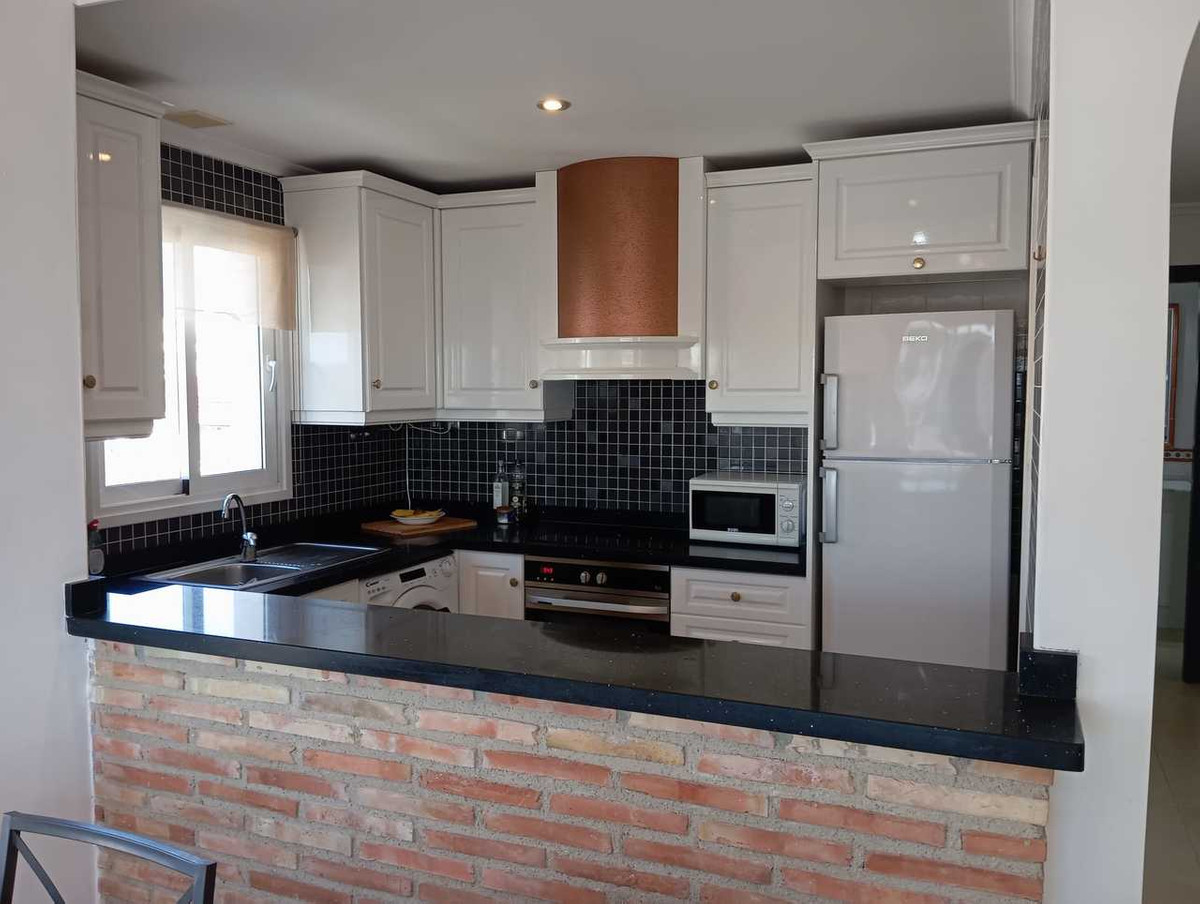 For sale - 2 Bedroom 2 Bathroom Apartment - Middle Floor Apartment in Orihuela - Villamartin  - Alicante