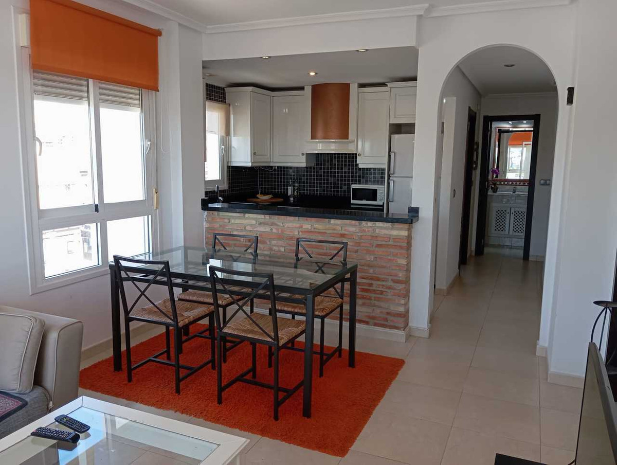 For sale - 2 Bedroom 2 Bathroom Apartment - Middle Floor Apartment in Orihuela - Villamartin  - Alicante