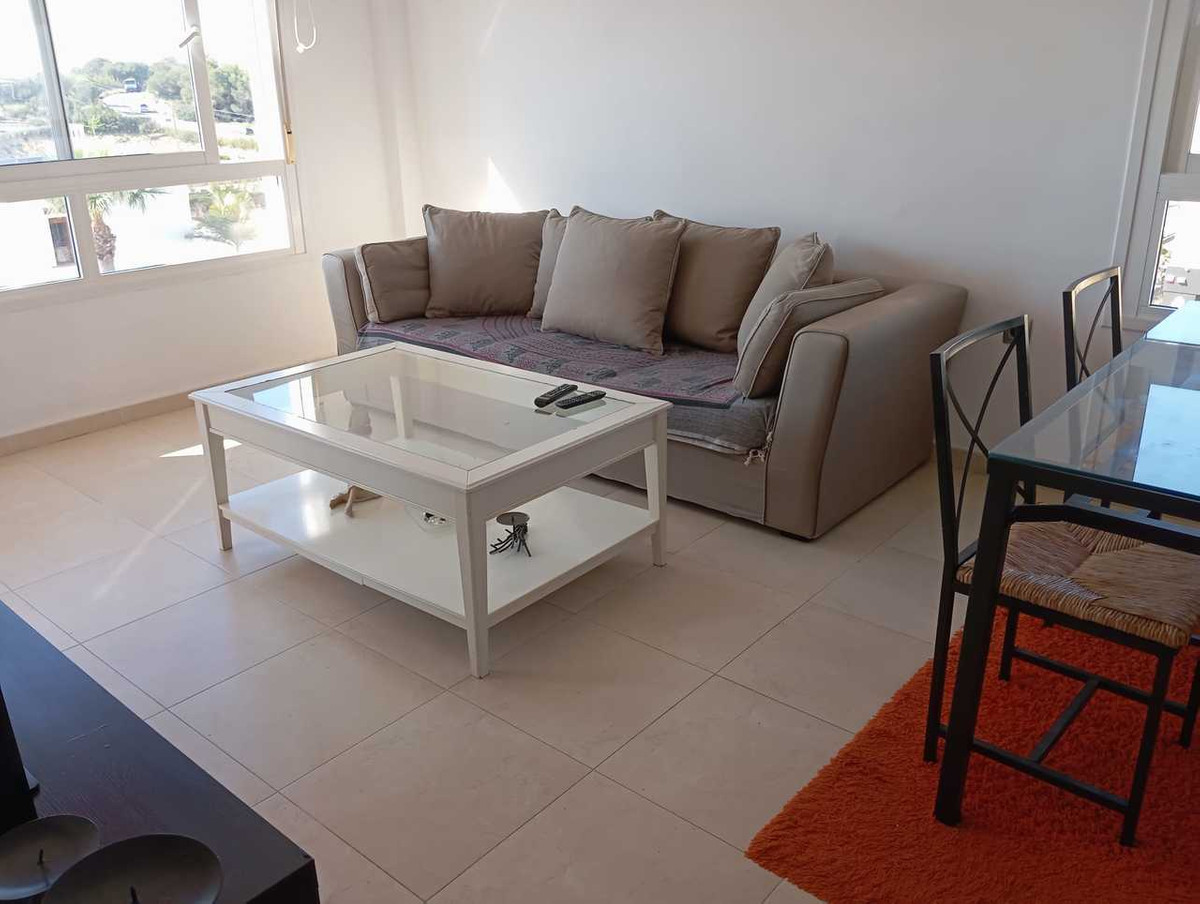 For sale - 2 Bedroom 2 Bathroom Apartment - Middle Floor Apartment in Orihuela - Villamartin  - Alicante