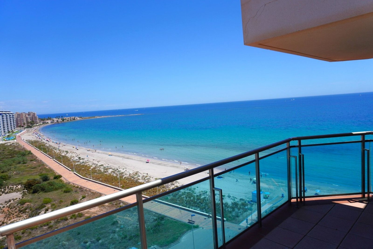 For sale - 2 Bedroom 2 Bathroom Apartment - Penthouse in San Javier - La Manga Del Mar Menor  - Murcia