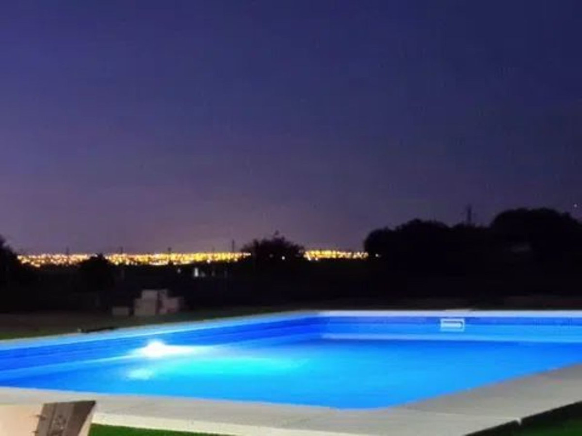 For sale - 6 Bedroom 3 Bathroom House - Detached Villa in San Miguel de Salinas - San Miguel de Salinas Centro  - Alicante