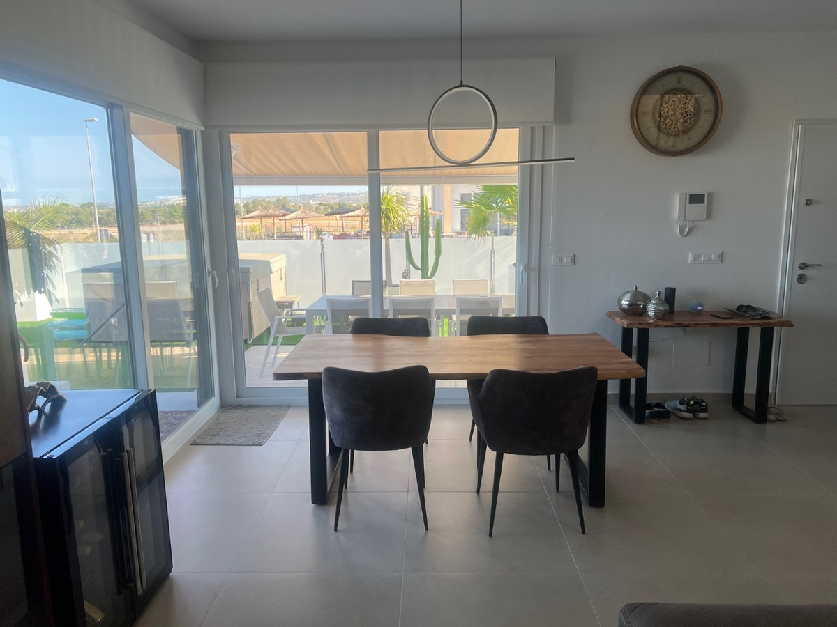 For sale - 3 Bedroom 3 Bathroom House - Detached Villa in Los Montesinos - Los Montesinos Centro  - Alicante