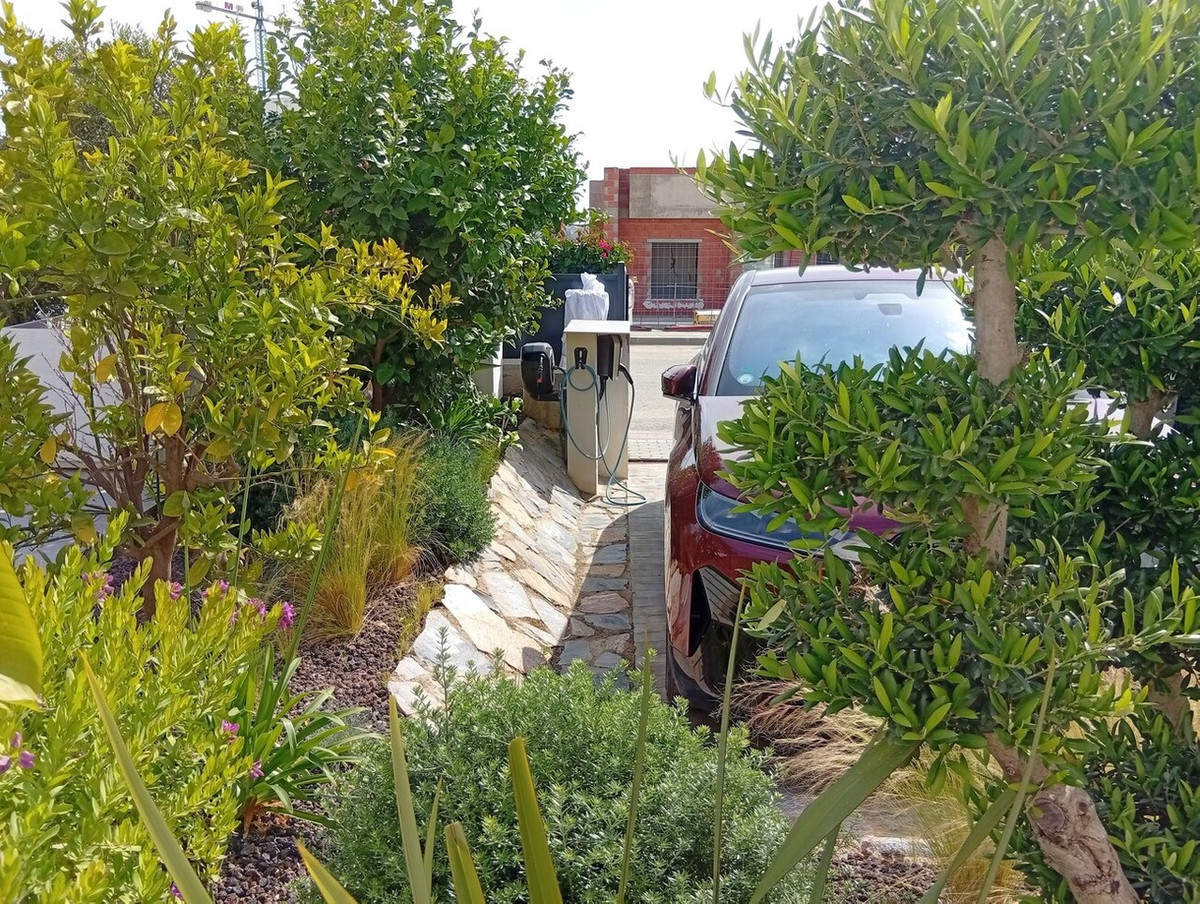 For sale - 2 Bedroom 2 Bathroom House - Detached Villa in Algorfa - La Finca Golf  - Alicante