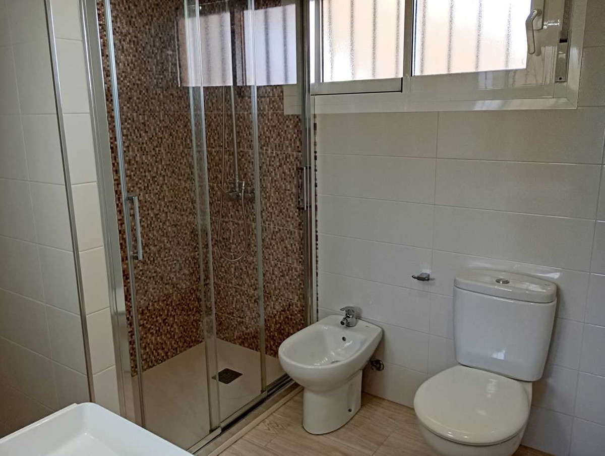 For sale - 3 Bedroom 2 Bathroom Apartment in Mil Palmeras - Mil Palmeras  - Alicante