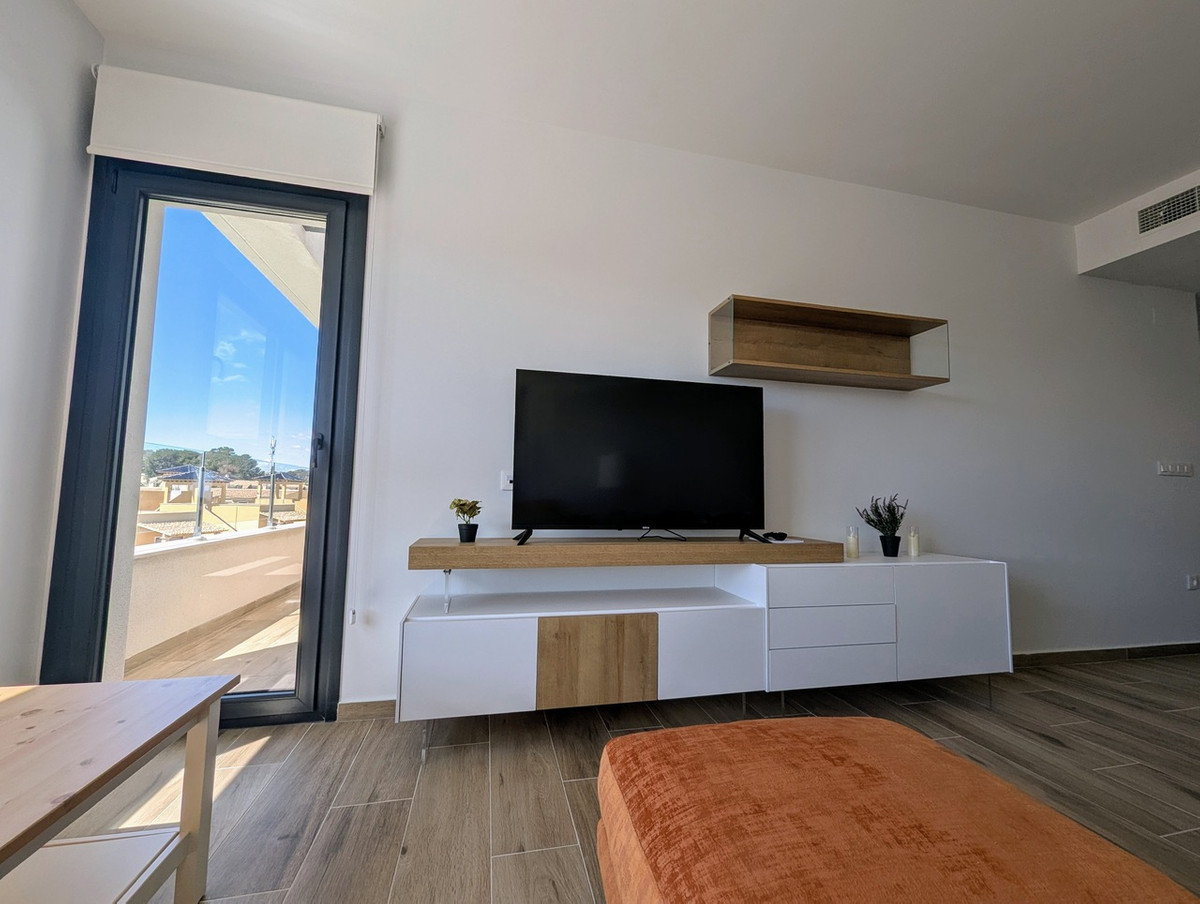 For sale - 2 Bedroom 2 Bathroom Penthouse in Villamartin - Villamartin  - Alicante