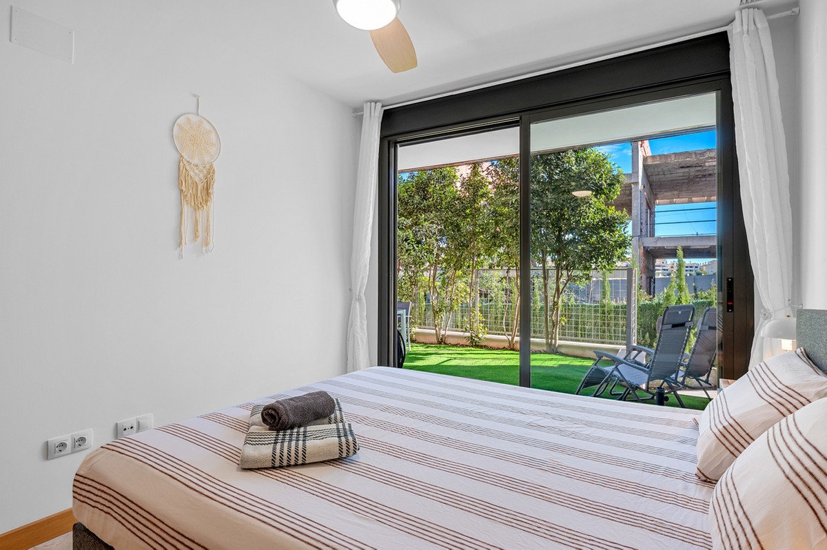 For sale - 2 Bedroom 1 Bathroom Ground Floor Apartment in Villamartin - Campoamor  - Alicante