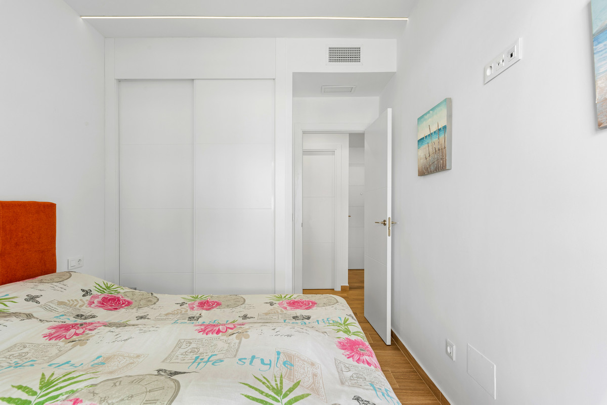 For sale - 2 Bedroom 2 Bathroom Apartment - Ground Floor Apartment in Orihuela - Villamartin  - Alicante