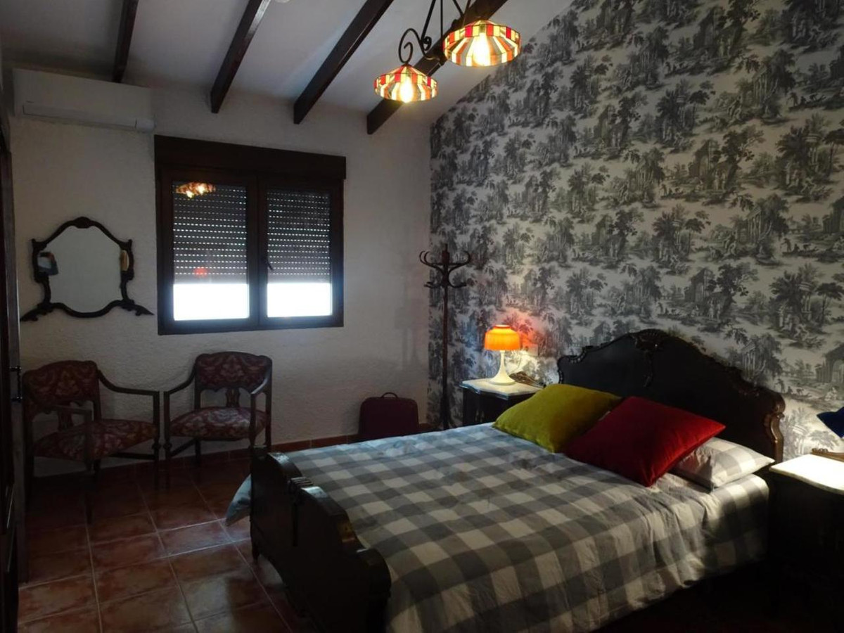 For sale - 9 Bedroom 7 Bathroom House - Detached Villa in Orihuela - Cabo Roig  - Alicante