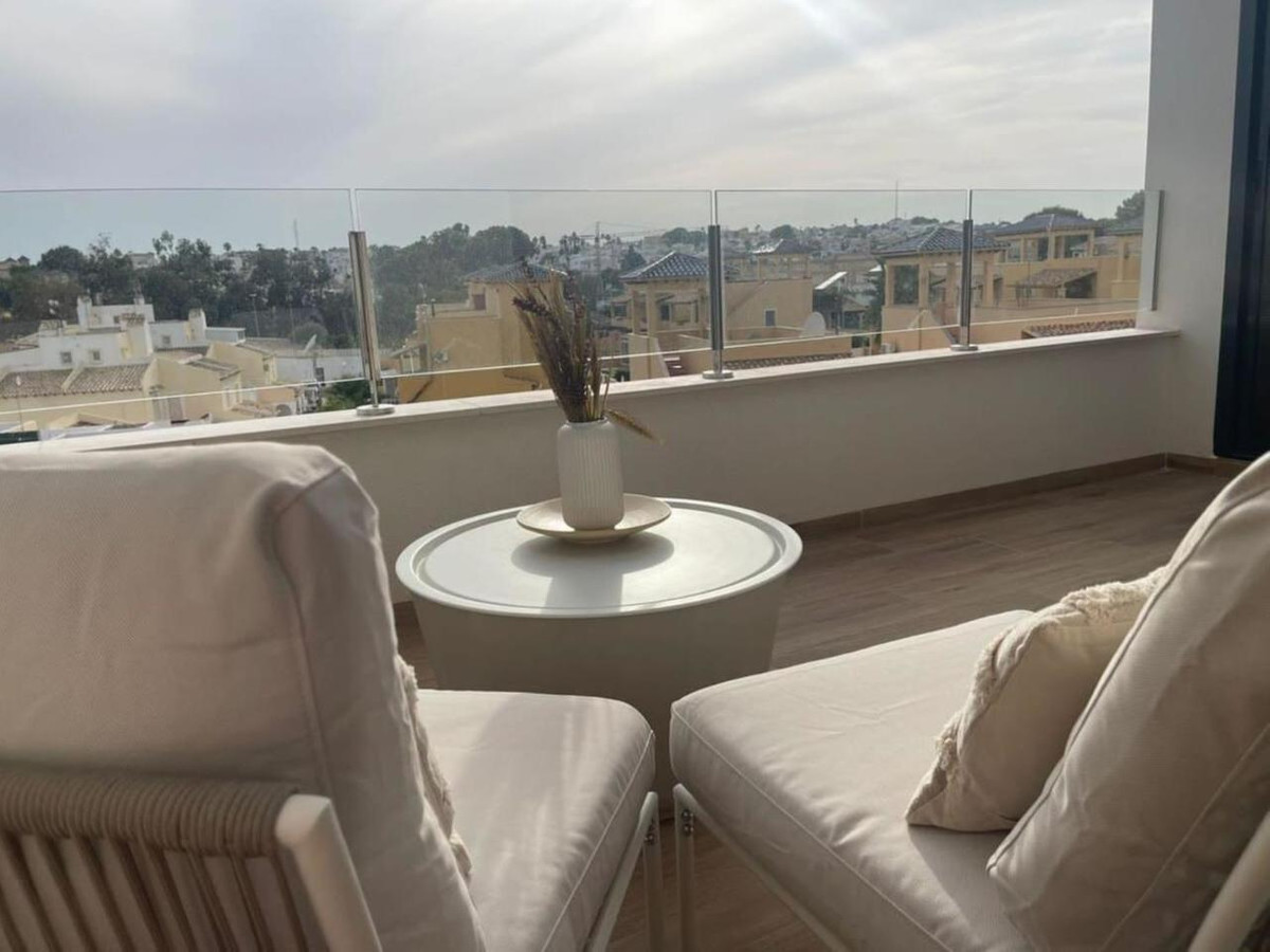 For sale - 2 Bedroom 2 Bathroom Apartment - Penthouse in Orihuela - Villamartin  - Alicante