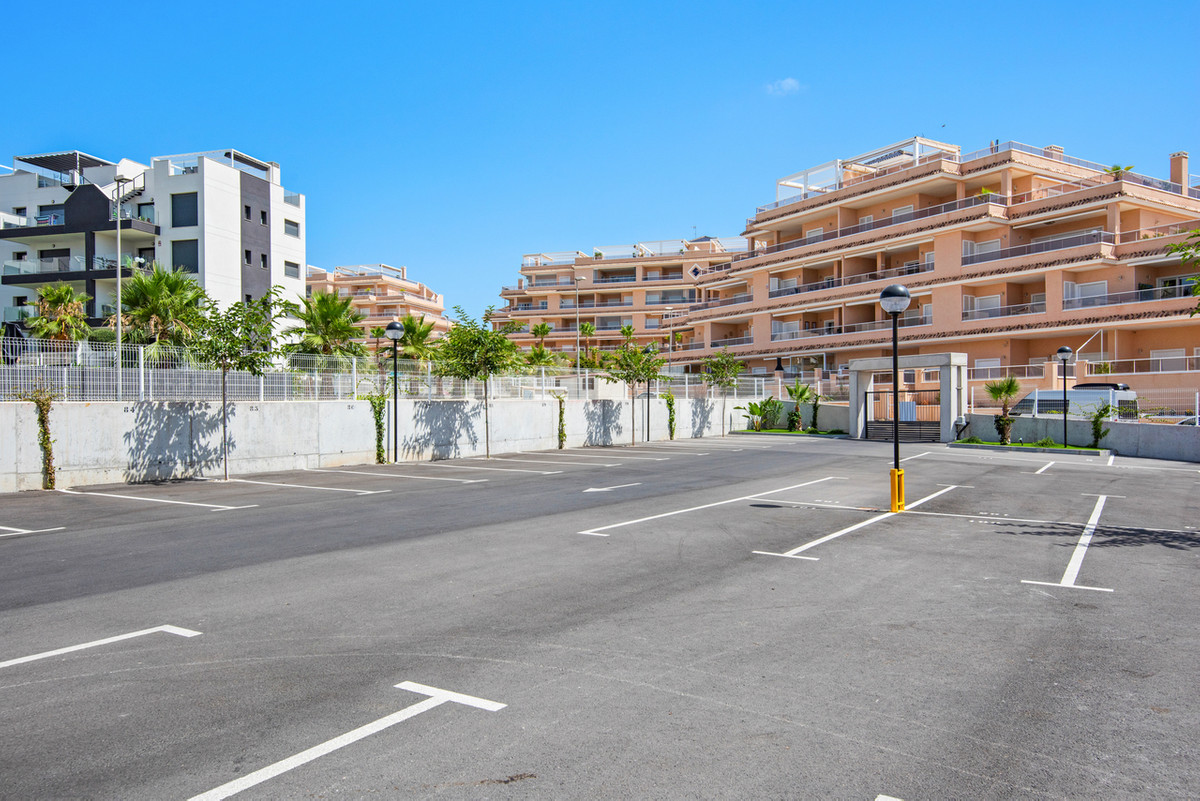 For sale - 2 Bedroom 2 Bathroom Apartment - Penthouse in Orihuela - Villamartin  - Alicante
