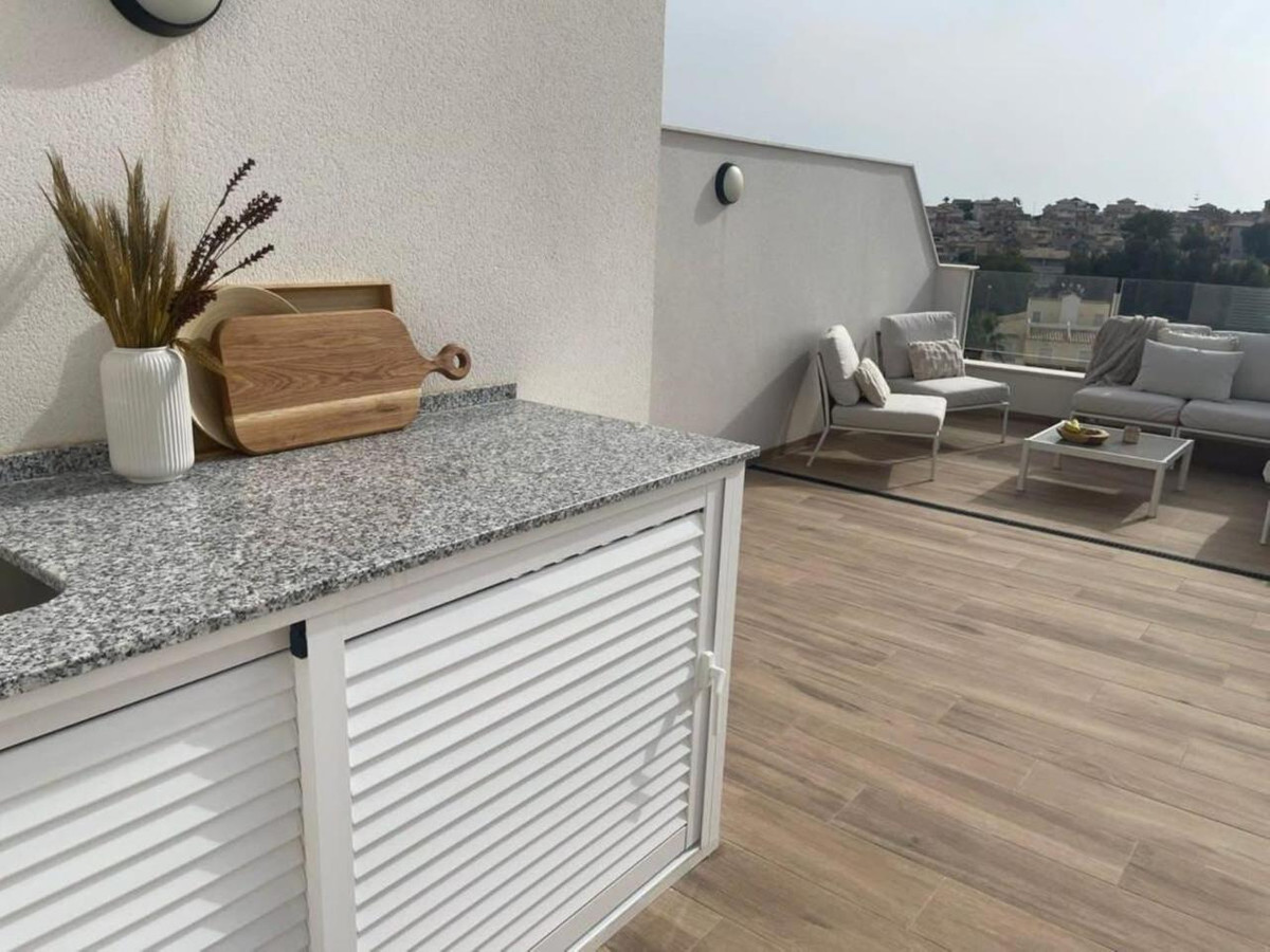For sale - 2 Bedroom 2 Bathroom Apartment - Penthouse in Orihuela - Villamartin  - Alicante