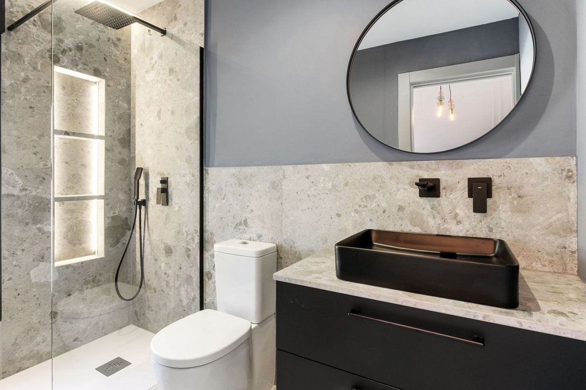 For sale - 3 Bedroom 2 Bathroom House - Detached Villa in Torrevieja - Torrevieja Centro  - Alicante