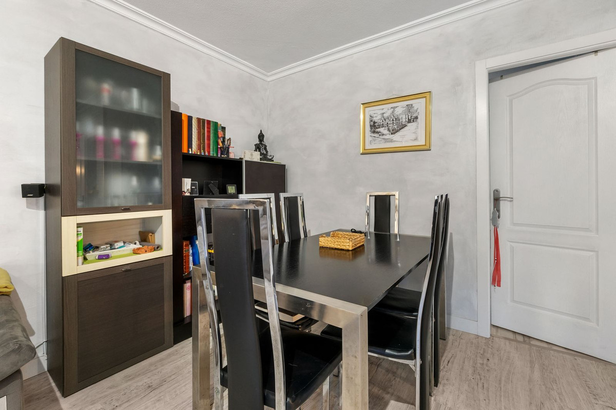 For sale - 3 Bedroom 2 Bathroom House - Townhouse in Torrevieja - Torrevieja Centro  - Alicante