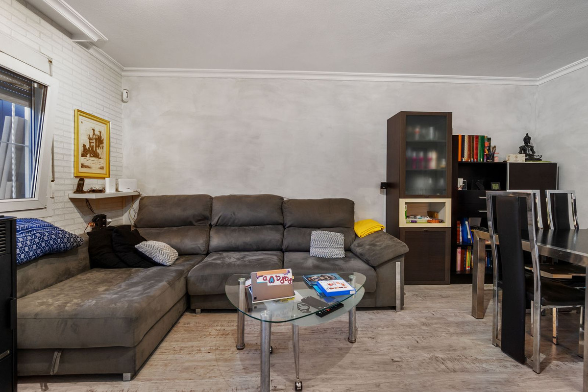 For sale - 3 Bedroom 2 Bathroom House - Townhouse in Torrevieja - Torrevieja Centro  - Alicante