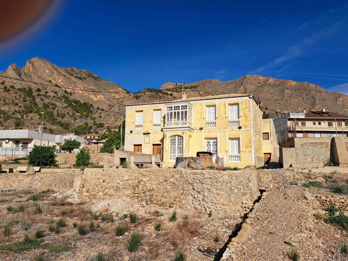 For sale - 7 Bedroom 2 Bathroom House - Finca - Cortijo in Orihuela - Orihuela Centro  - Alicante