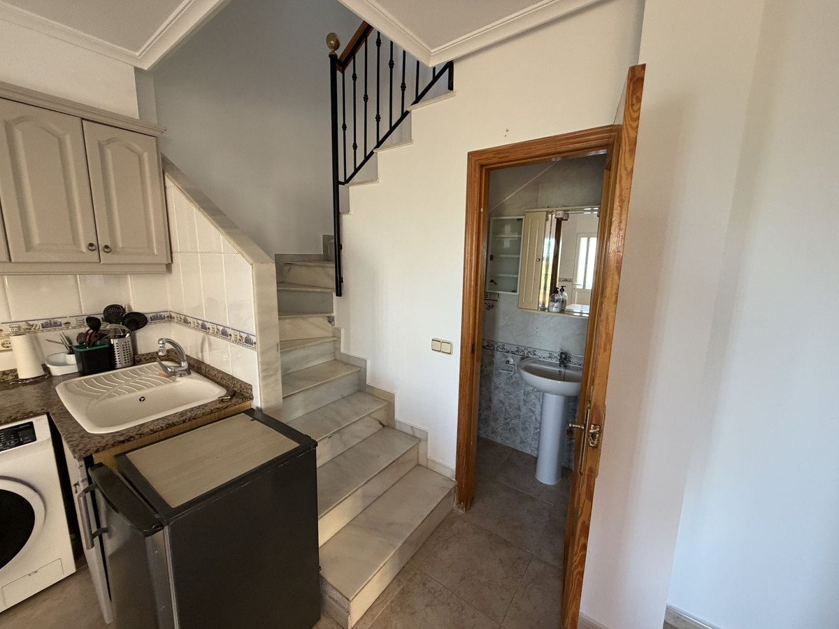 For sale - 3 Bedroom 2 Bathroom House - Semi-Detached House in Orihuela - Orihuela Costa  - Alicante