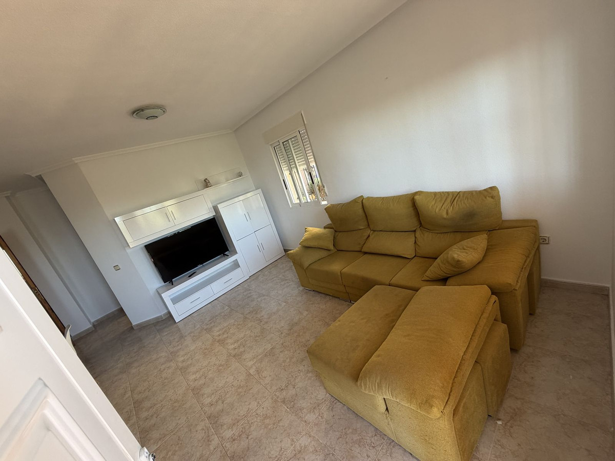 For sale - 3 Bedroom 2 Bathroom House - Semi-Detached House in Orihuela - Orihuela Costa  - Alicante