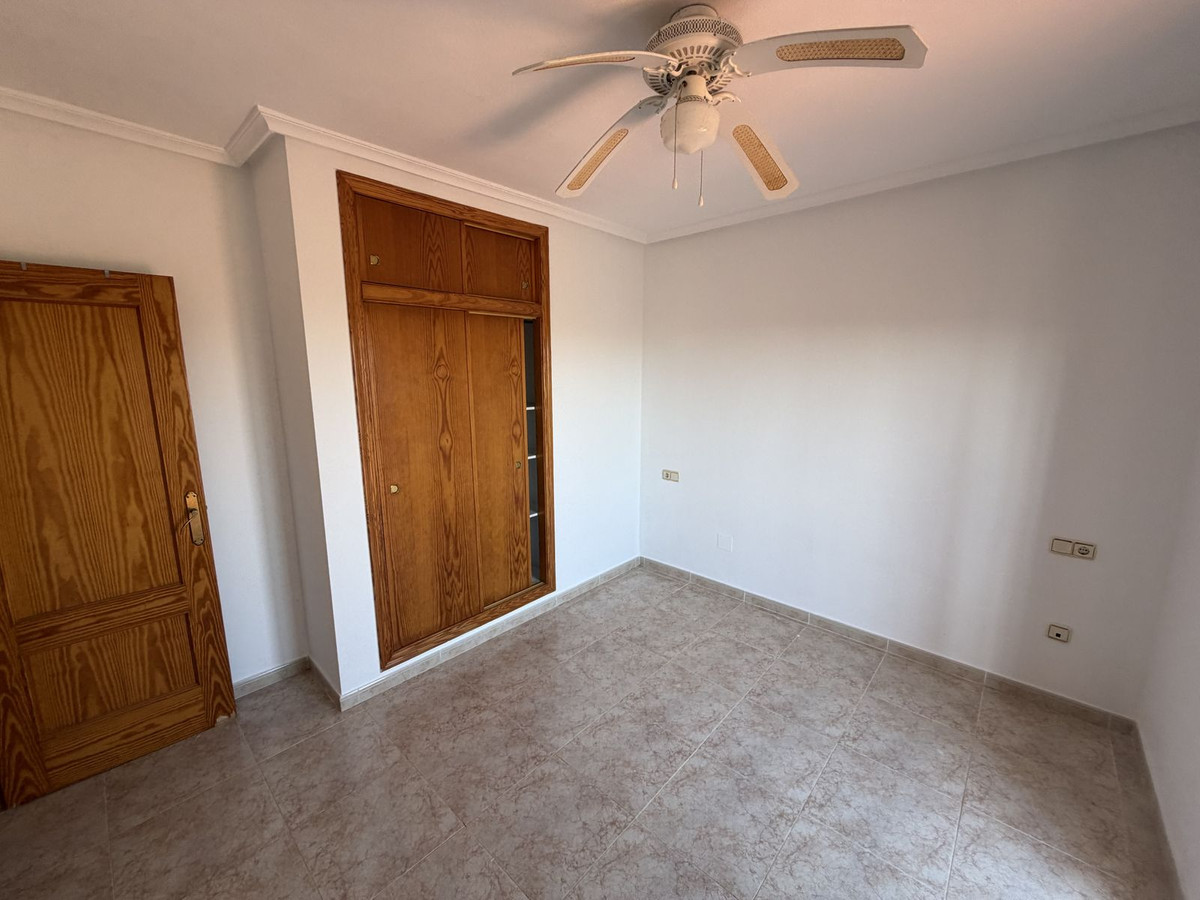 For sale - 3 Bedroom 2 Bathroom House - Semi-Detached House in Orihuela - Orihuela Costa  - Alicante