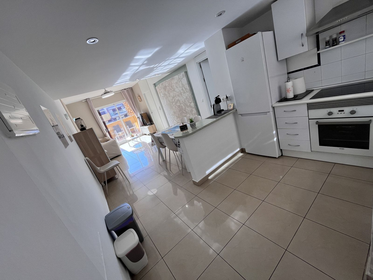 For sale - 2 Bedroom 1 Bathroom Apartment - Middle Floor Apartment in Orihuela - Orihuela Costa  - Alicante
