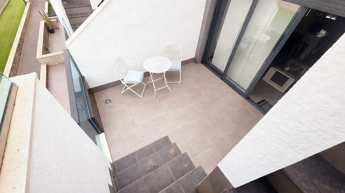 For sale - 2 Bedroom 2 Bathroom Apartment - Penthouse in Orihuela - Punta Prima  - Alicante
