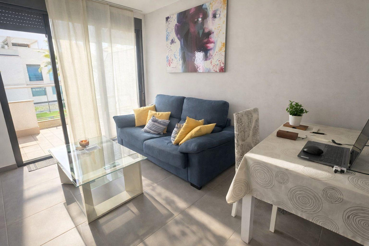 For sale - 2 Bedroom 2 Bathroom Apartment - Penthouse in Orihuela - Punta Prima  - Alicante
