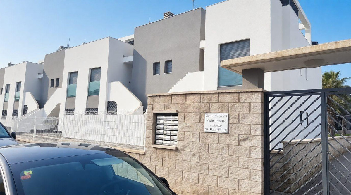 For sale - 2 Bedroom 2 Bathroom Apartment - Penthouse in Orihuela - Punta Prima  - Alicante