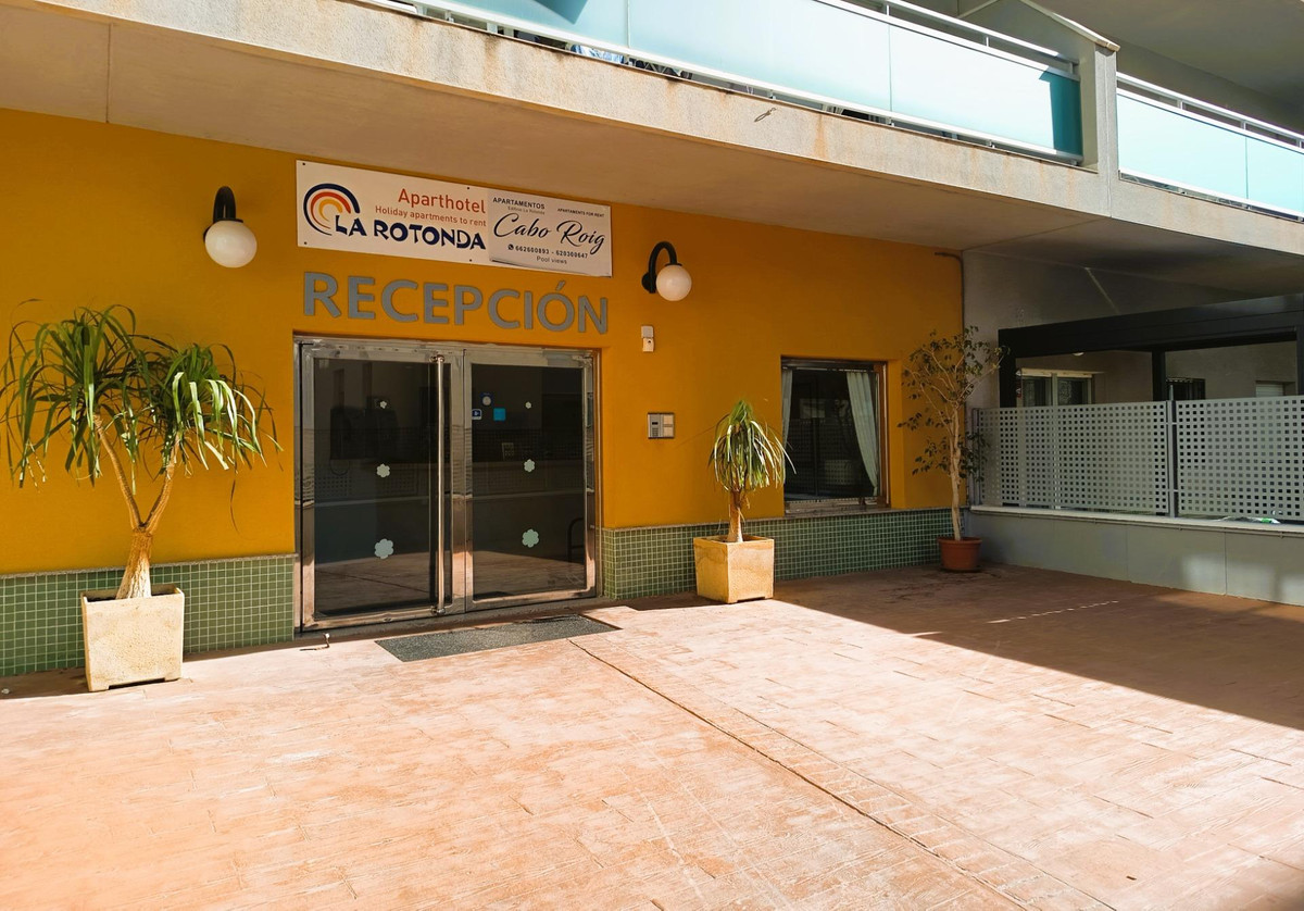 For sale - 2 Bedroom 1 Bathroom Penthouse in Cabo Roig - Cabo Roig  - Alicante