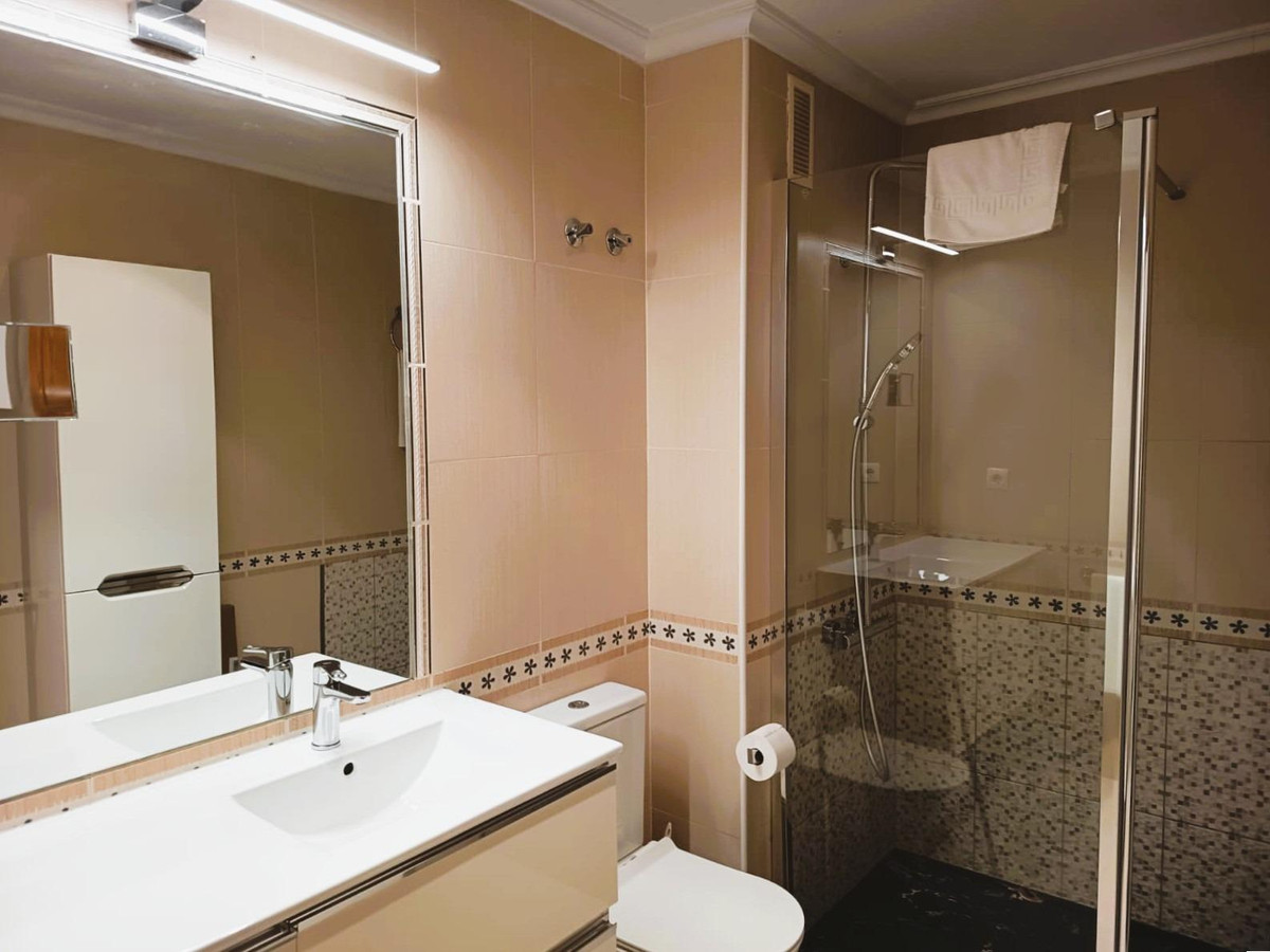 For sale - 2 Bedroom 1 Bathroom Penthouse in Cabo Roig - Cabo Roig  - Alicante