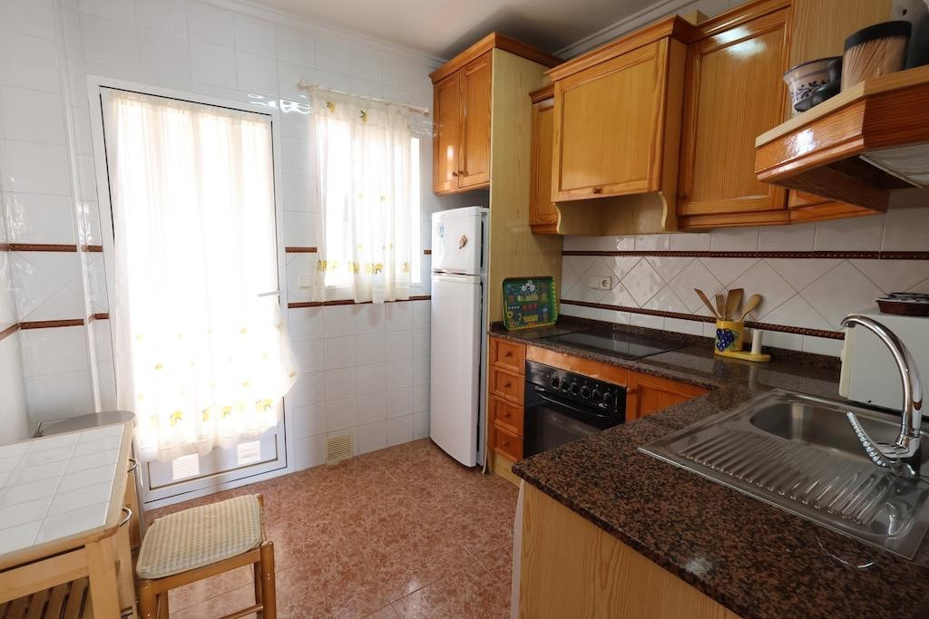For sale - 3 Bedroom 2 Bathroom House - Detached Villa in Torrevieja - Torrevieja Centro  - Alicante