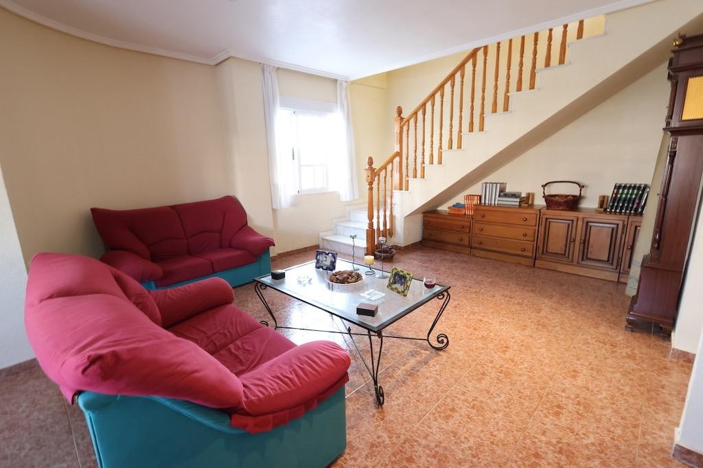 For sale - 3 Bedroom 2 Bathroom House - Detached Villa in Torrevieja - Torrevieja Centro  - Alicante