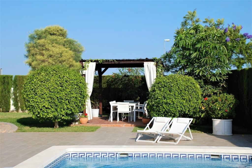 For sale - 5 Bedroom 4 Bathroom House - Detached Villa in Rojales - Rojales Centro  - Alicante