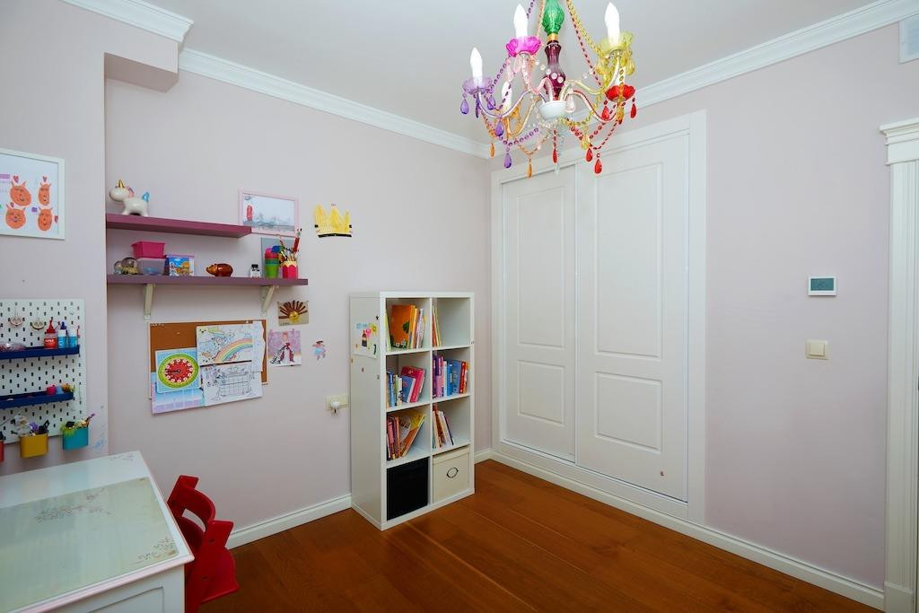 For sale - 5 Bedroom 4 Bathroom House - Detached Villa in Rojales - Rojales Centro  - Alicante