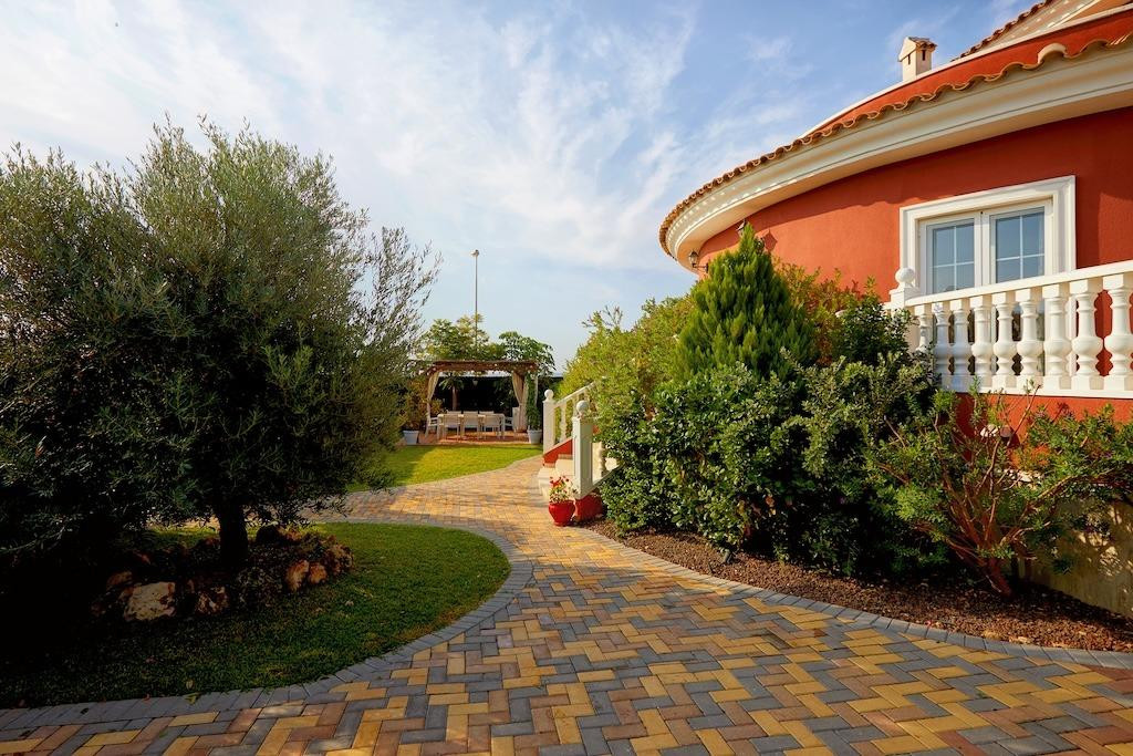 For sale - 5 Bedroom 4 Bathroom House - Detached Villa in Rojales - Rojales Centro  - Alicante
