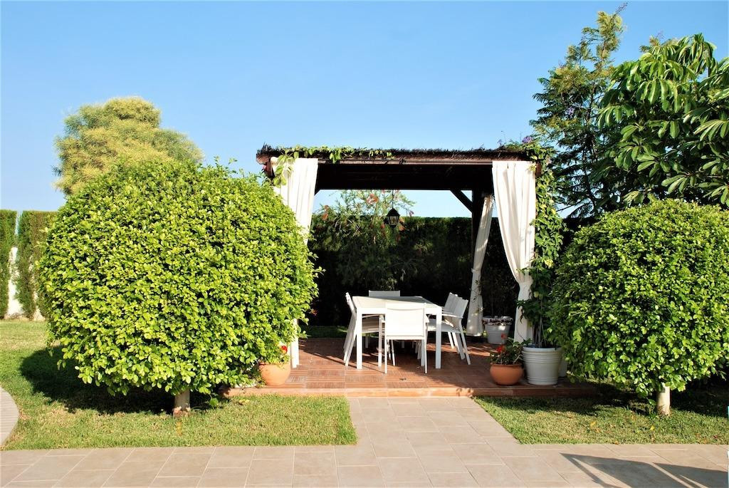 For sale - 5 Bedroom 4 Bathroom House - Detached Villa in Rojales - Rojales Centro  - Alicante