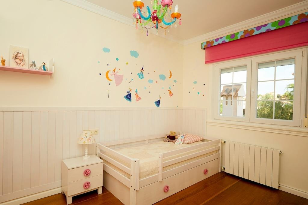 For sale - 5 Bedroom 4 Bathroom House - Detached Villa in Rojales - Rojales Centro  - Alicante