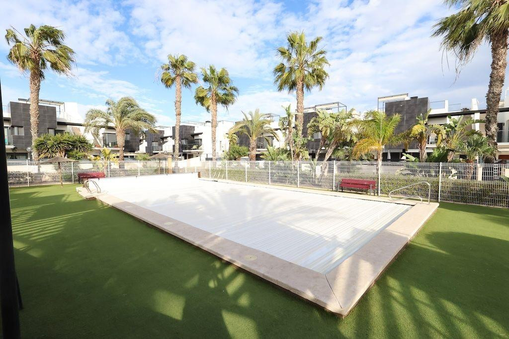 For sale - 3 Bedroom 3 Bathroom House - Townhouse in Orihuela - Los Dolses  - Alicante