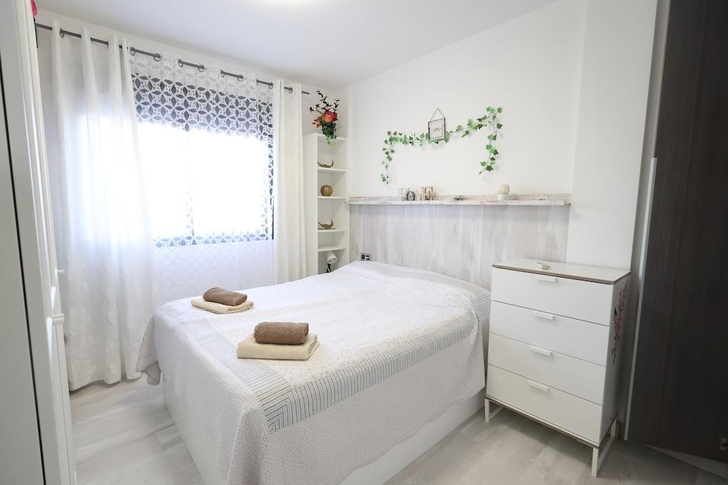 For sale - 2 Bedroom 2 Bathroom House - Bungalow in Orihuela - La Zenia  - Alicante