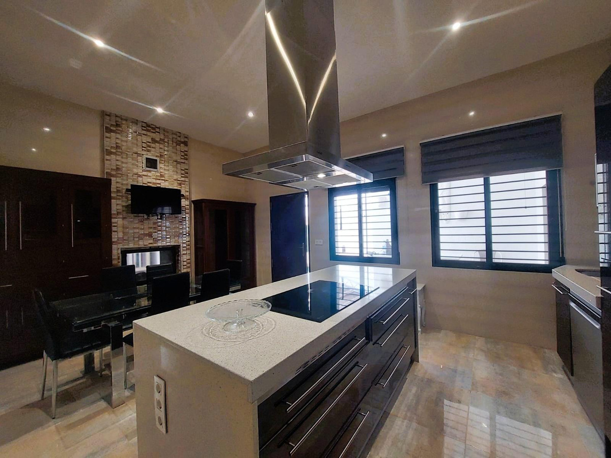 For sale - 3 Bedroom 2 Bathroom House - Detached Villa in Pilar de la Horadada - Torre de la Horadada  - Alicante